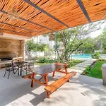 Tranquil Stay Onsite Pool Gym And Playground